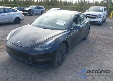 2023 Tesla Model 3 Rear-Wheel Drive z USA, uszkodzony, nr VIN 5YJ3E1EA3PF453949
